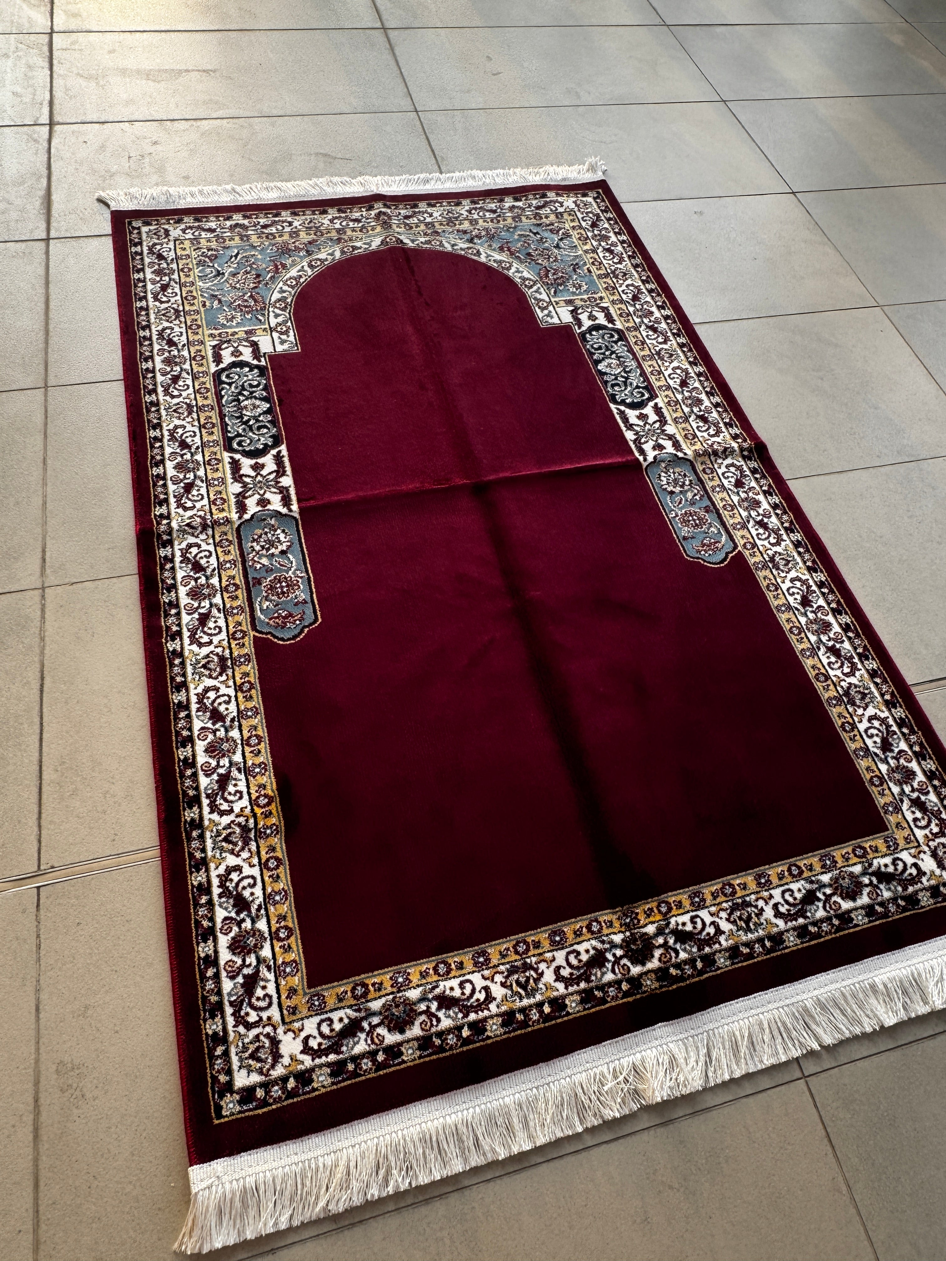 Luxury Woven Acrylic Prayer Rug – Mihrab Design, (70×110 cm)