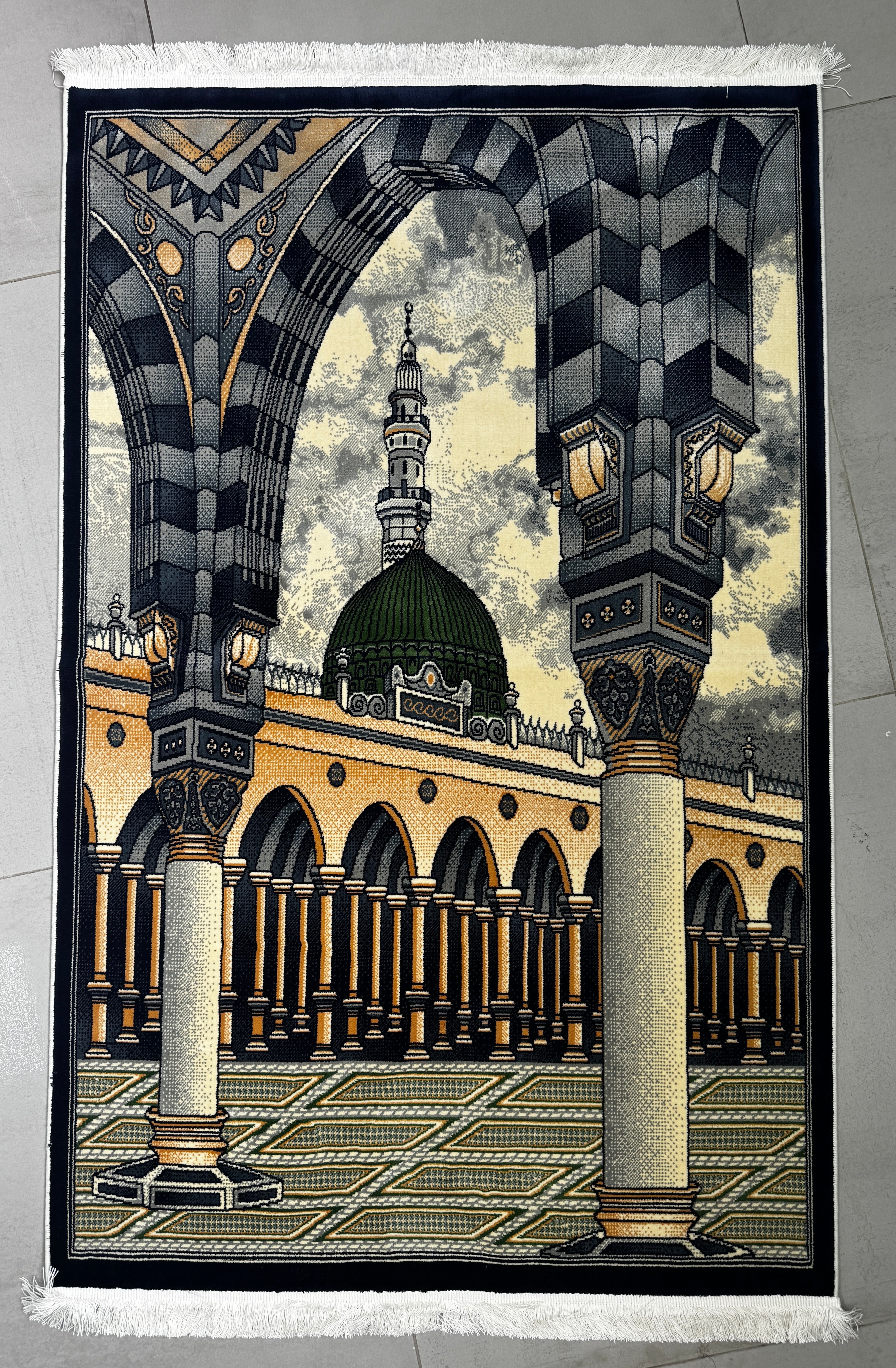 Luxury Medina Green Dome Prayer Rug  - Woven Islamic Mat - Al-Masjid an-Nabawi Design - 80x120cm