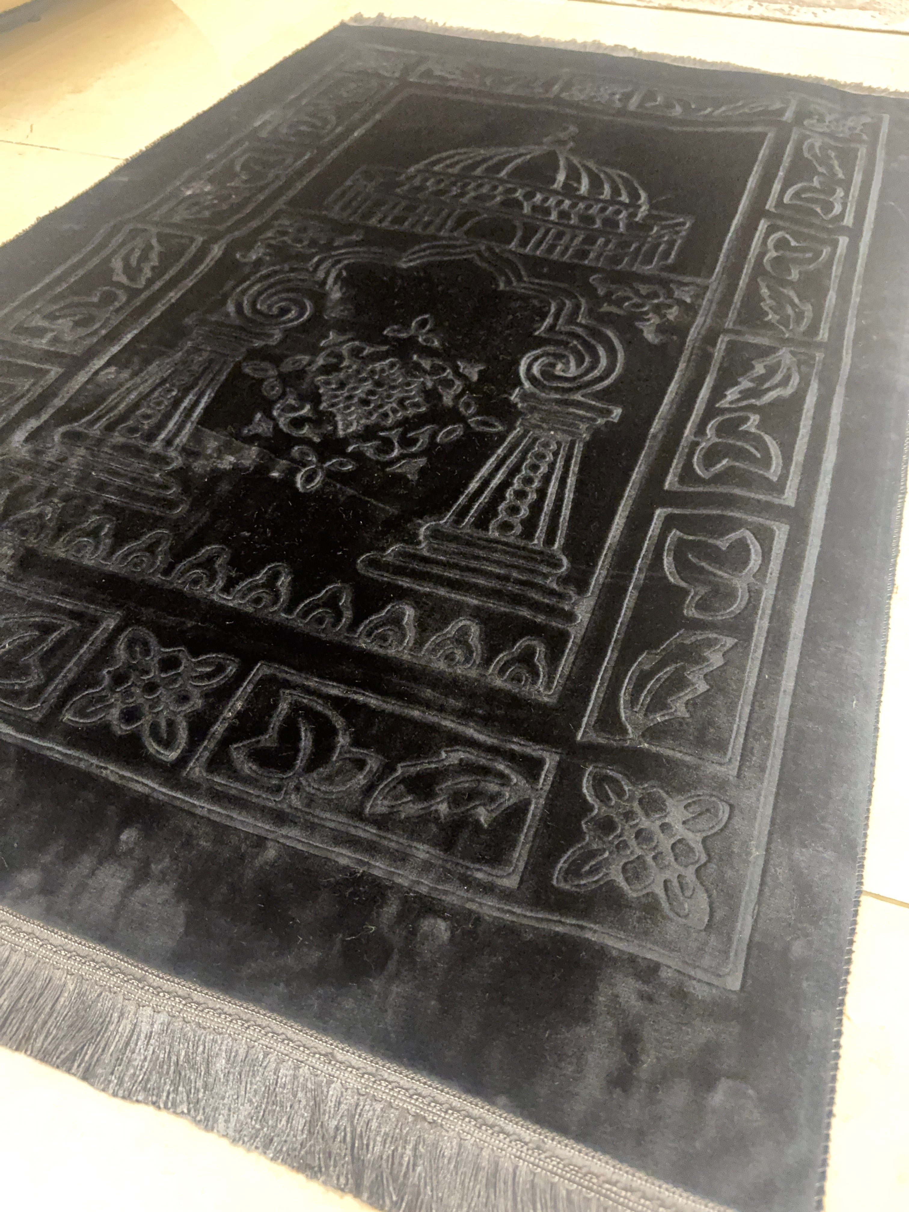 Black Plush Prayer Rug with Grey Fringe